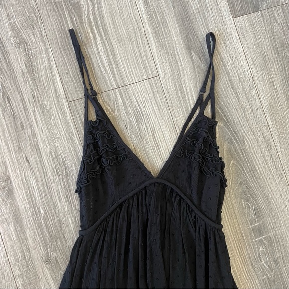 Boutique Black Dress - Picture 3 of 5